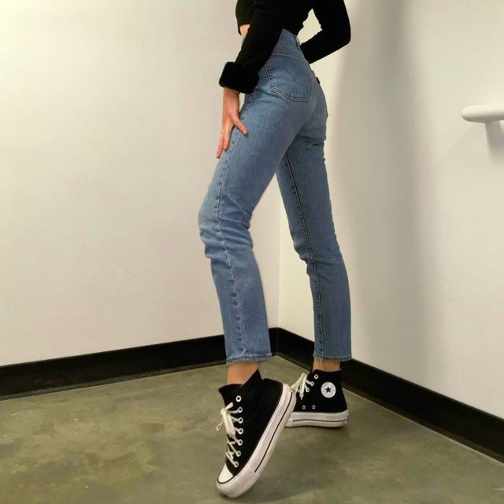 Levi’s Wedgie high rise jeans